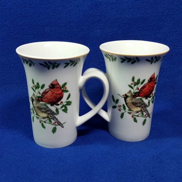 Cardinals In Holly Latte Mug Set Living Quarters Your Home Your Style Set of 2 - Picture 5 of 10